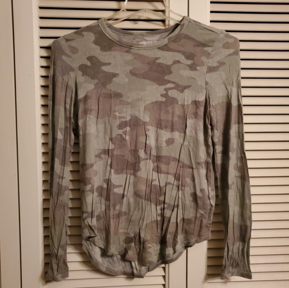 Women's Long Sleeve Tee